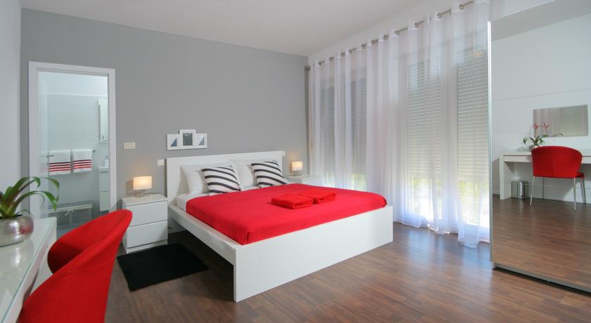 Charm Apartments And Rooms Trogir Zimmer foto