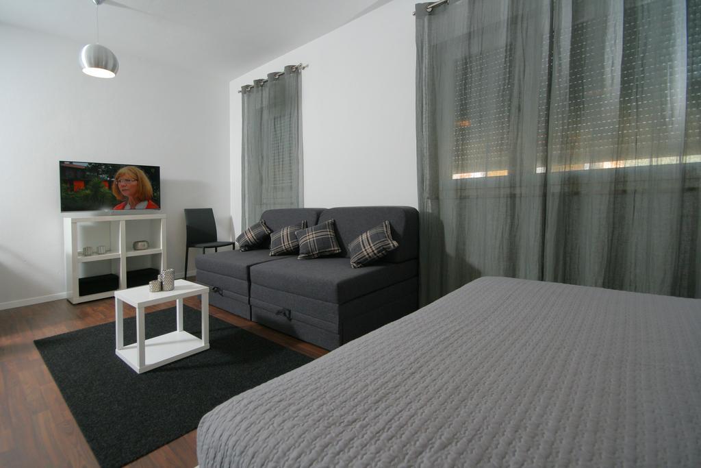 Charm Apartments And Rooms Trogir Zimmer foto