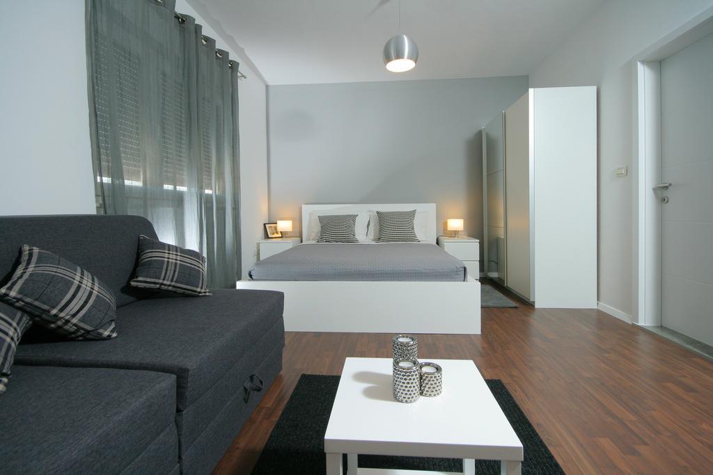 Charm Apartments And Rooms Trogir Zimmer foto
